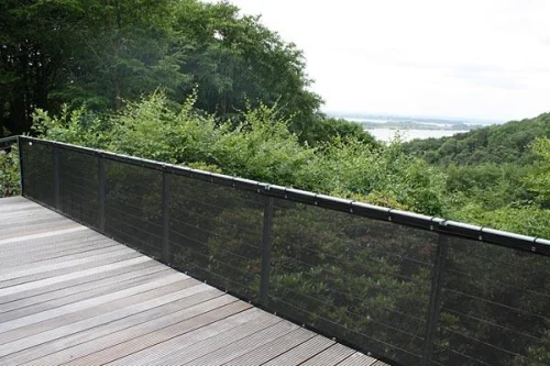 Balkonumrandung als Sichschutz Maßanfertigung 