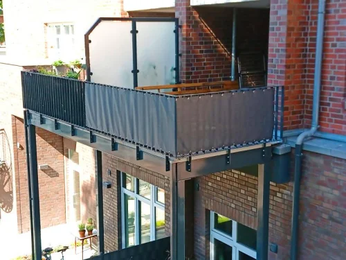 Balkonumrandung als Sichschutz Maßanfertigung 