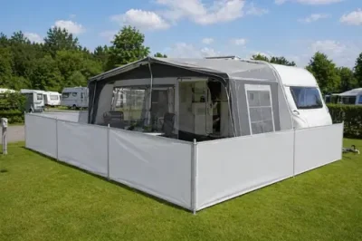 camping-windschutz-plane
