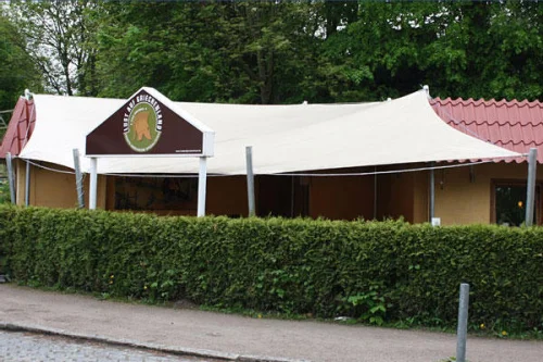 sonnensegel-restaurant-terrasse