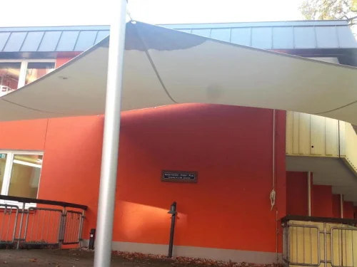 sonnensegel-restaurant-terrasse