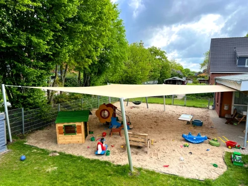 sonnensegel-kita-außengelände