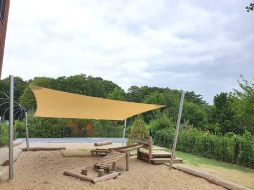 sonnensegel-kita-außengelände