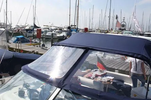 sprayhood-bootsplane