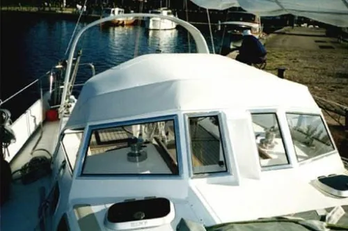 sprayhood-bootsplane