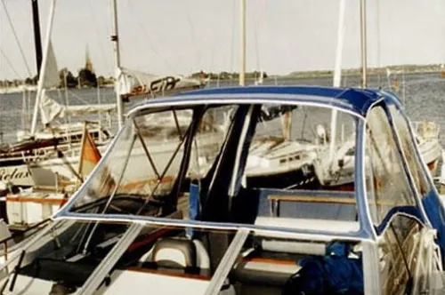 sprayhood-bootsplane